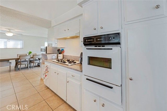 6302 Apple, Rialto, CA 92377