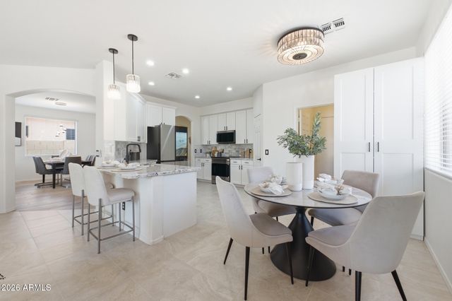 13660 W MONTE VISTA Road, Goodyear, AZ 85395