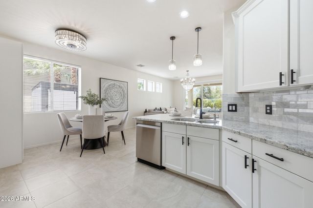 13660 W MONTE VISTA Road, Goodyear, AZ 85395