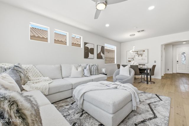 13660 W MONTE VISTA Road, Goodyear, AZ 85395