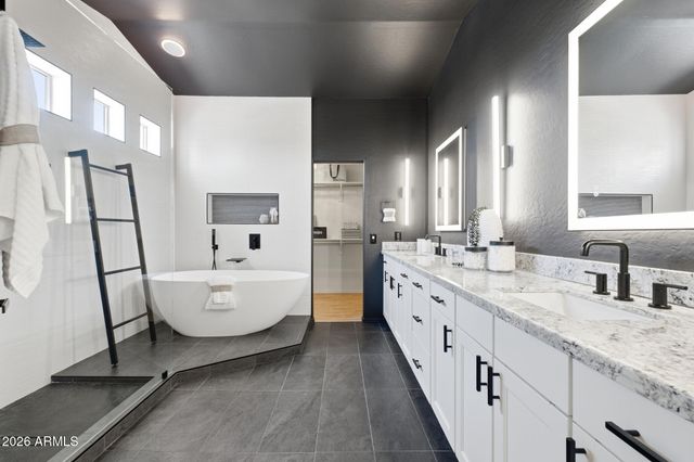 13660 W MONTE VISTA Road, Goodyear, AZ 85395