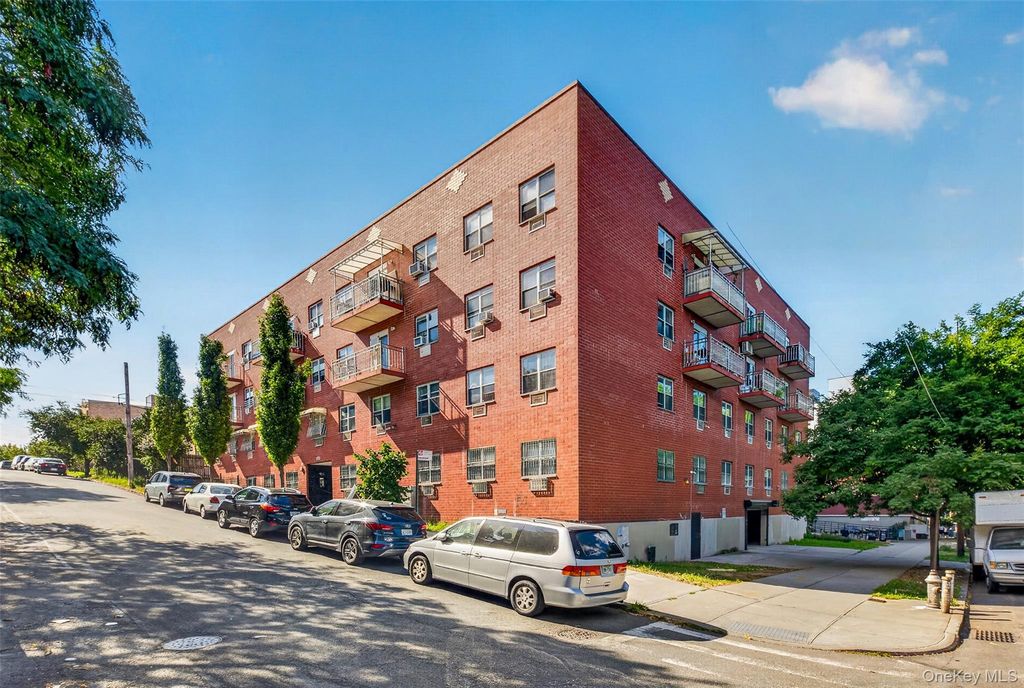 11245 39th Avenue 1E, Corona, NY 11368 — exterior