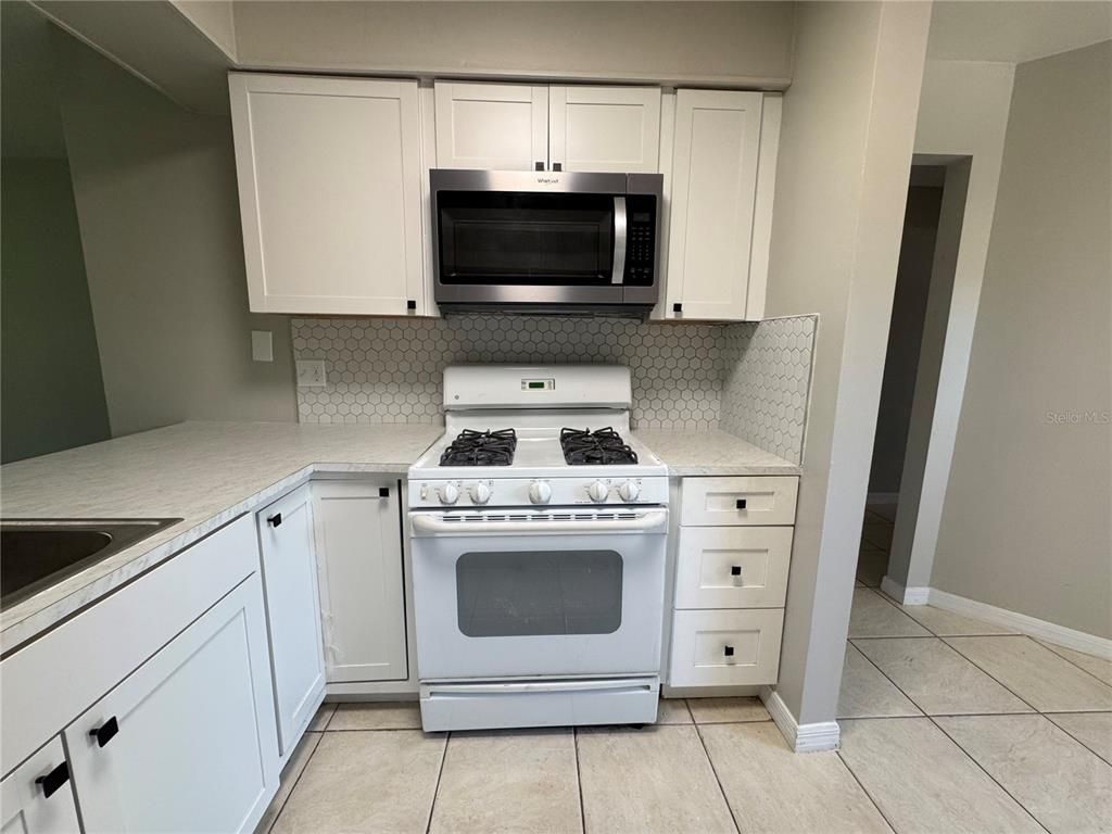 Image 18 of property listing at 10001 BYNUM COURT, Orlando, FL 32821