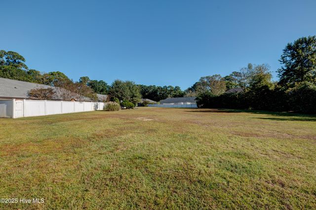 1058 Headwater Cove Lane, Wilmington, NC 28403