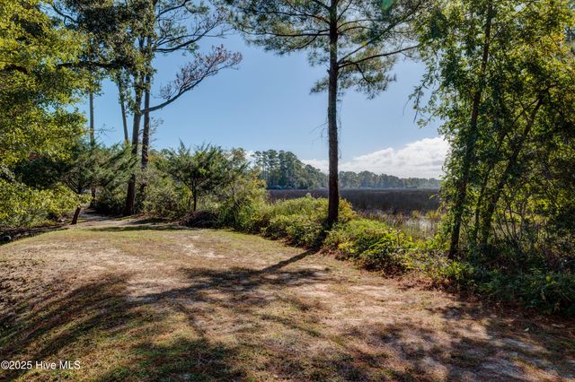 1058 Headwater Cove Lane, Wilmington, NC 28403