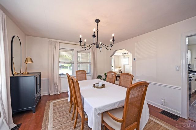 4028 OLeary Avenue, Deer Park, OH 45236