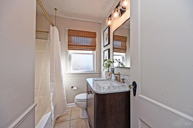 4028 OLeary Avenue, Deer Park, OH 45236