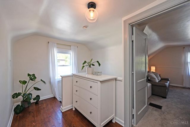 4028 OLeary Avenue, Deer Park, OH 45236