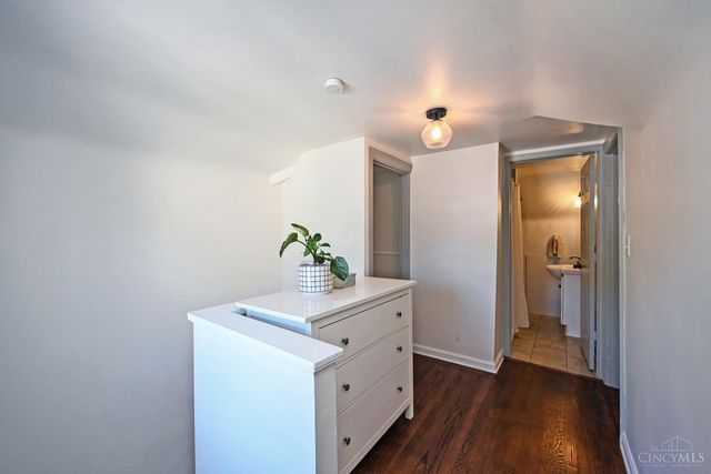 4028 OLeary Avenue, Deer Park, OH 45236