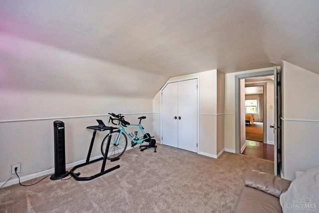 4028 OLeary Avenue, Deer Park, OH 45236