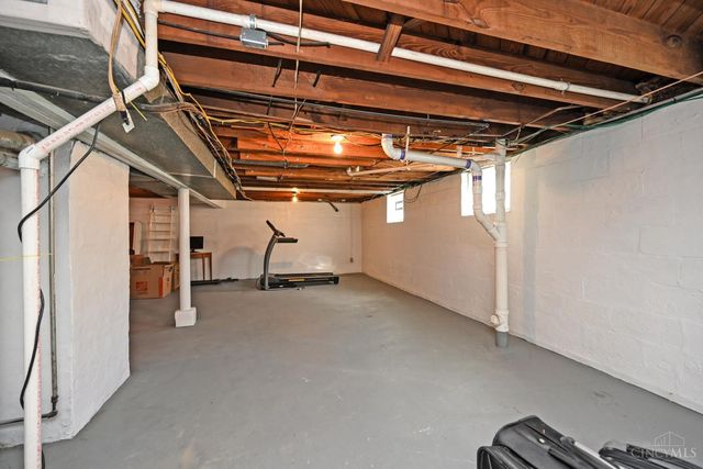 4028 OLeary Avenue, Deer Park, OH 45236