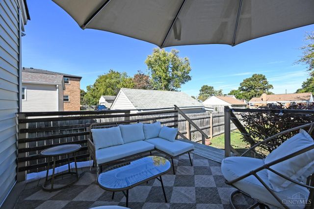 4028 OLeary Avenue, Deer Park, OH 45236