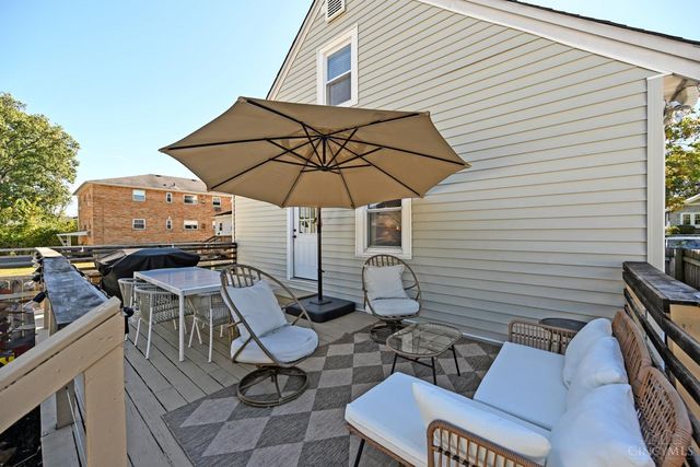 4028 OLeary Avenue, Deer Park, OH 45236