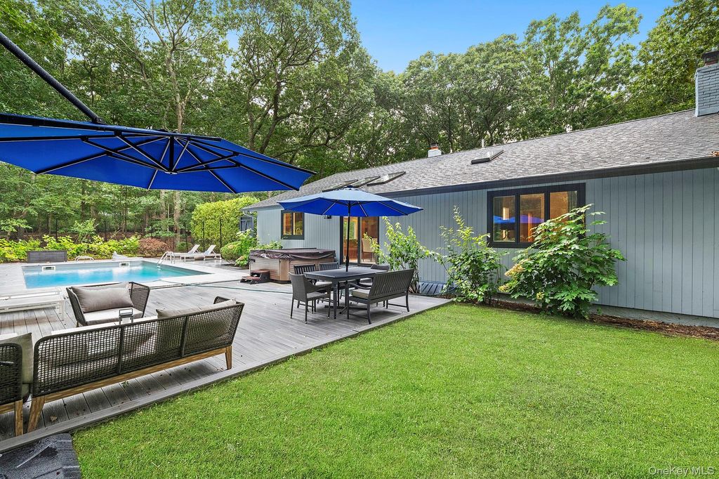 2723 Deerfield Road, Southampton, NY 11963