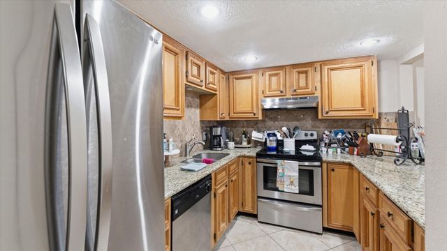 41 Regency Point, Conroe, TX 77356