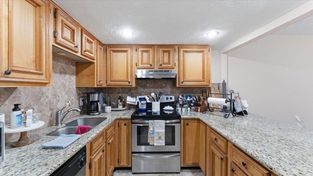 41 Regency Point, Conroe, TX 77356