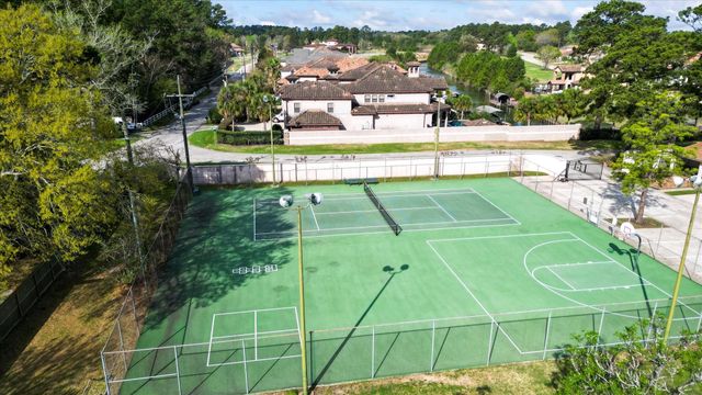 41 Regency Point, Conroe, TX 77356