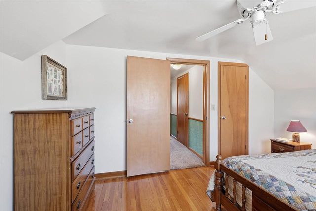 914 NEVILLE AVENUE, Green Bay, WI 54303