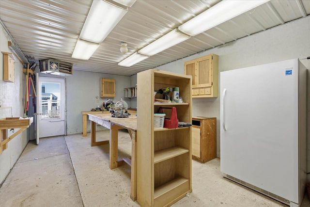 914 NEVILLE AVENUE, Green Bay, WI 54303