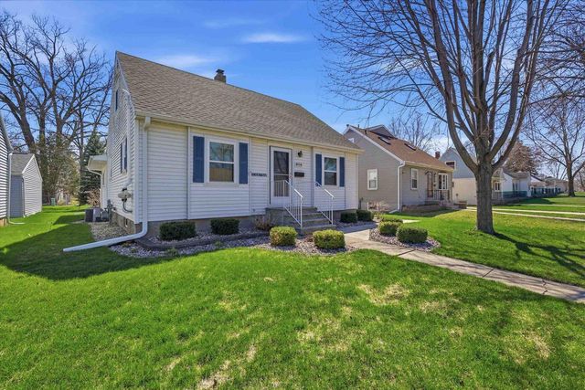 914 NEVILLE AVENUE, Green Bay, WI 54303