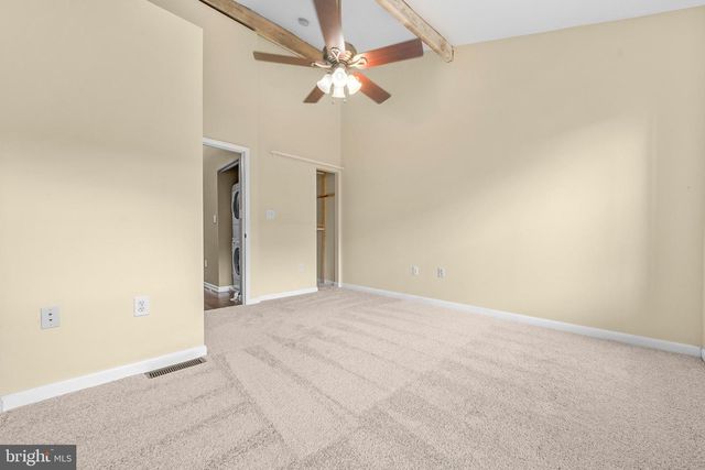 238 S DURHAM ST, Baltimore, MD 21231