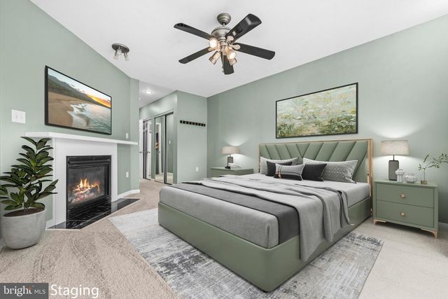238 S DURHAM ST, Baltimore, MD 21231
