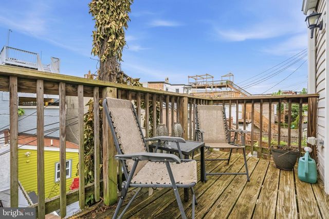 238 S DURHAM ST, Baltimore, MD 21231