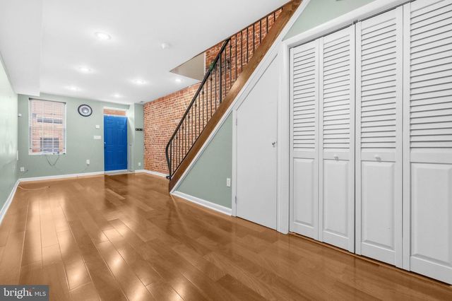 238 S DURHAM ST, Baltimore, MD 21231