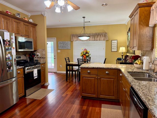 2210 S Fox Trail, Benton, AR 72019