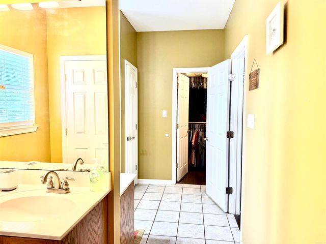 2210 S Fox Trail, Benton, AR 72019