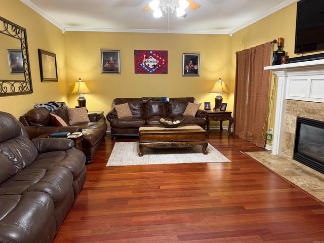 2210 S Fox Trail, Benton, AR 72019