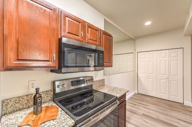 5150 South Jones Boulevard 108, Las Vegas, NV 89118