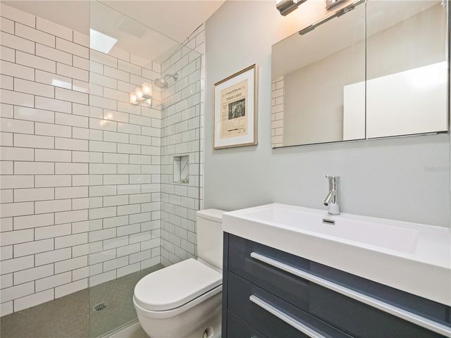 2823 WRIGHT AVENUE, Winter Park, FL 32789