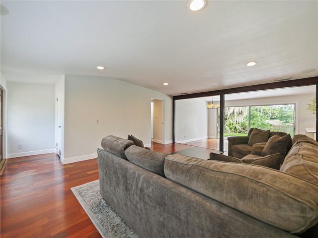 2823 WRIGHT AVENUE, Winter Park, FL 32789