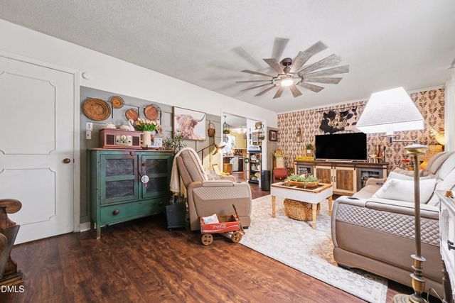 2642 Ardsley Drive, Durham, NC 27704