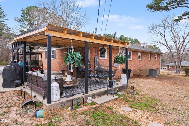 2642 Ardsley Drive, Durham, NC 27704