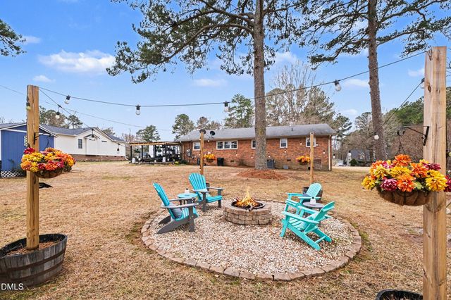 2642 Ardsley Drive, Durham, NC 27704