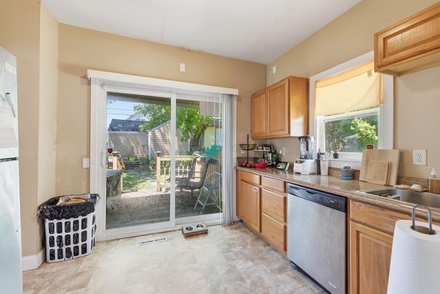 2815 Irving Avenue N, Minneapolis, MN 55411