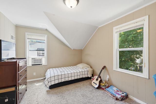 2815 Irving Avenue N, Minneapolis, MN 55411