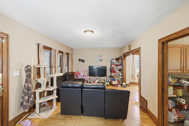 2815 Irving Avenue N, Minneapolis, MN 55411
