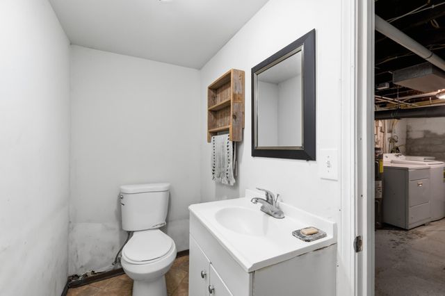 2815 Irving Avenue N, Minneapolis, MN 55411
