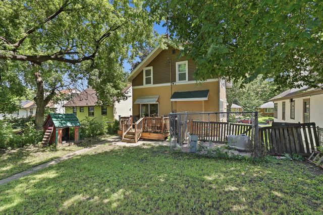 2815 Irving Avenue N, Minneapolis, MN 55411