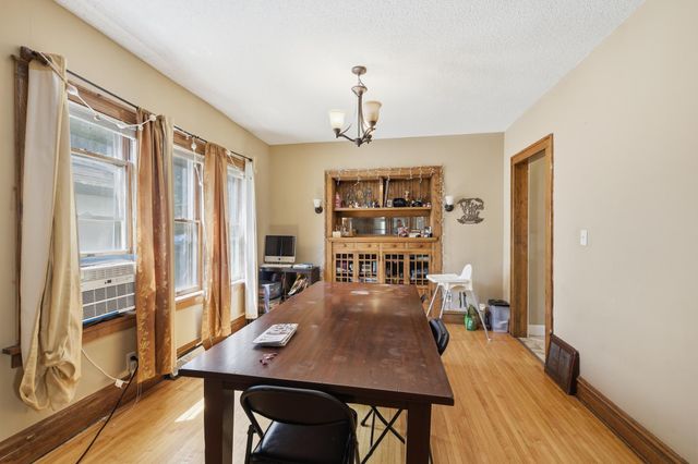 2815 Irving Avenue N, Minneapolis, MN 55411