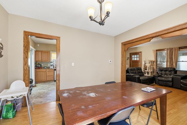 2815 Irving Avenue N, Minneapolis, MN 55411