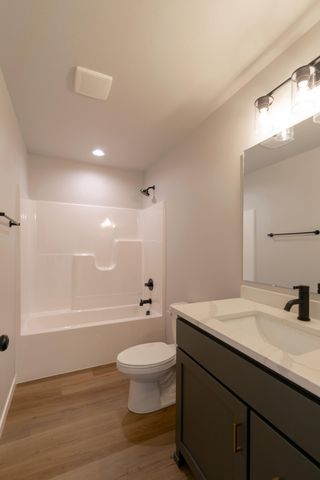7036 65 Street S, Horace, ND 58047
