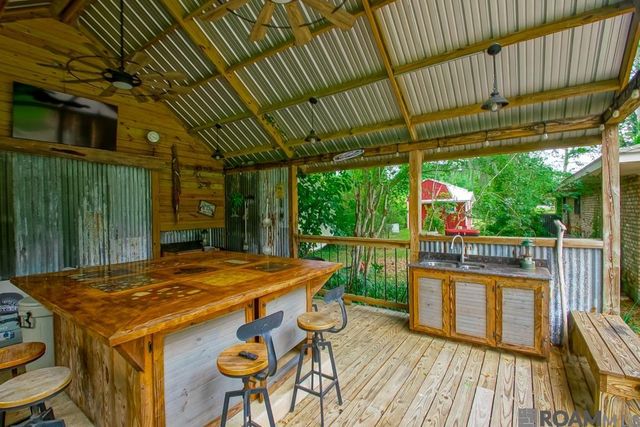 22343 La Hwy 22, Maurepas, LA 70449