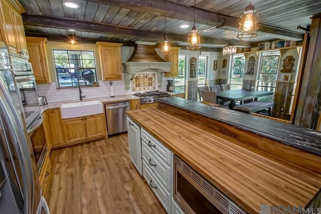 22343 La Hwy 22, Maurepas, LA 70449