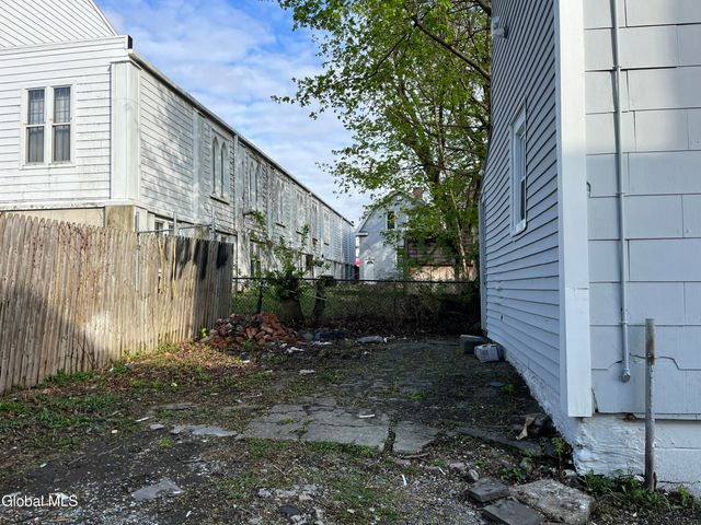 683 State Street, Albany, NY 12203