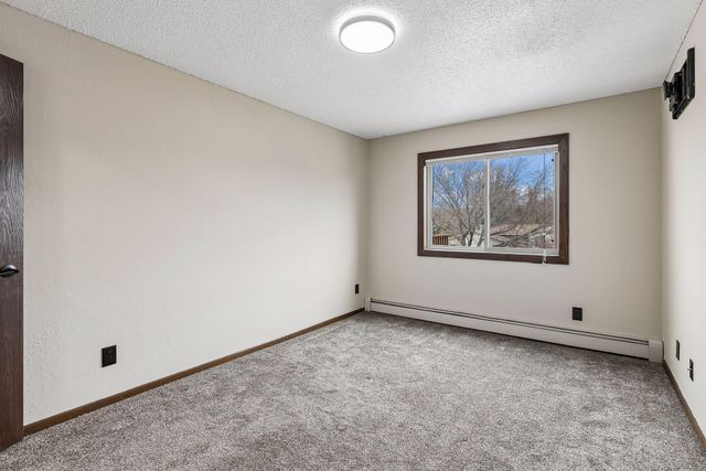 14620 Garrett Avenue 304, Apple Valley, MN 55124