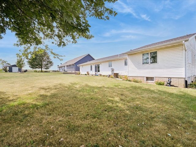 510 B Avenue, Atkins, IA 52206